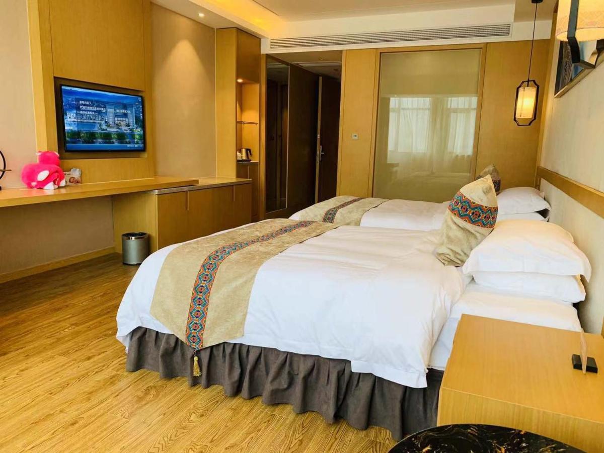 فندق Ramada Plaza By Wyndham إنشي المظهر الخارجي الصورة