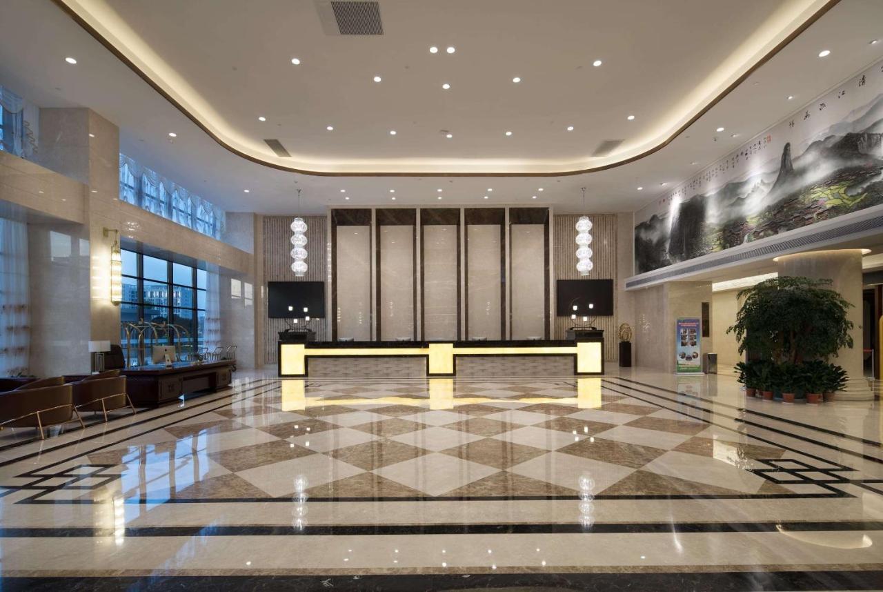 فندق Ramada Plaza By Wyndham إنشي المظهر الخارجي الصورة